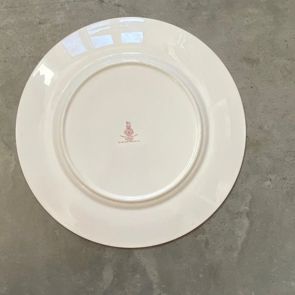 Royal Doulton RHODES Dinner Plate Fine Bone‎ China England